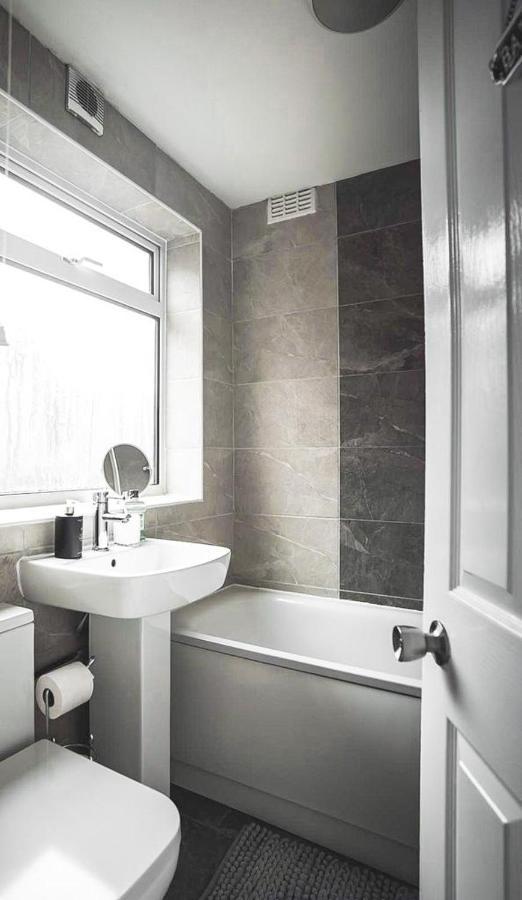 Cosy Affordable Digs Near Coventry City Centre Sleeps5 With Free Parking Exteriör bild