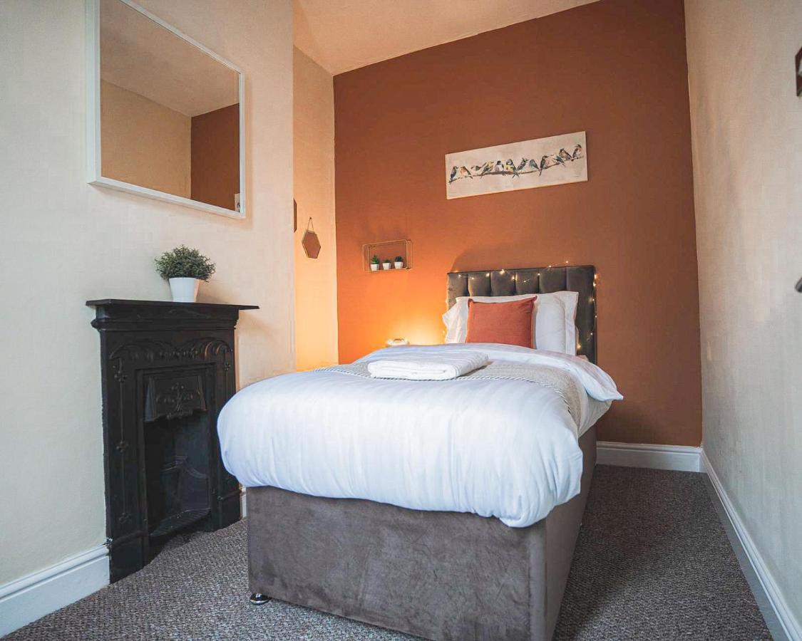 Cosy Affordable Digs Near Coventry City Centre Sleeps5 With Free Parking Exteriör bild
